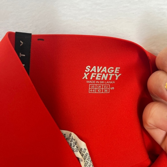 Savage X Fenty Rihanna Hotline High-Waist Legging Sz S Engine Red/Black Workout - Picture 7 of 11